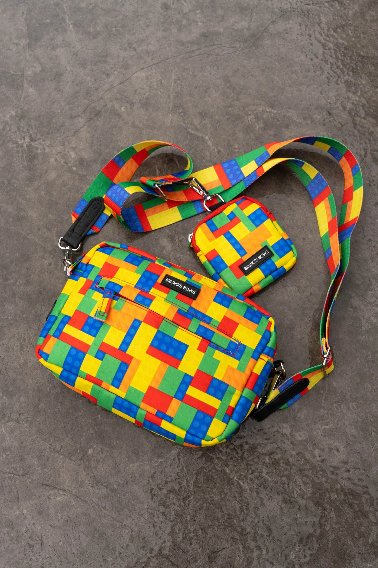 Brick Dog Walking Bag - Image 3